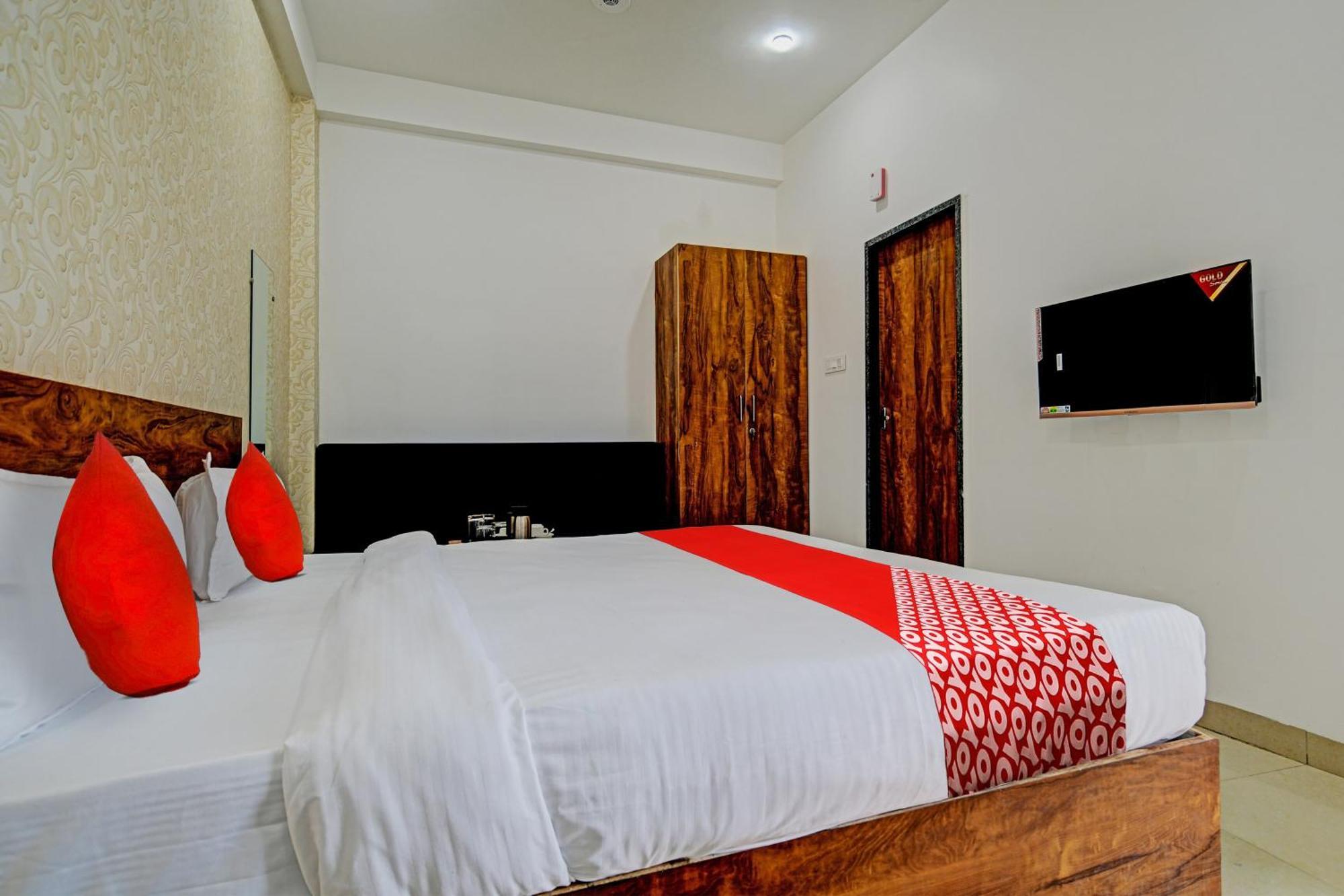 Oyo Flagship Hotel Blue Tick Indore Exterior foto