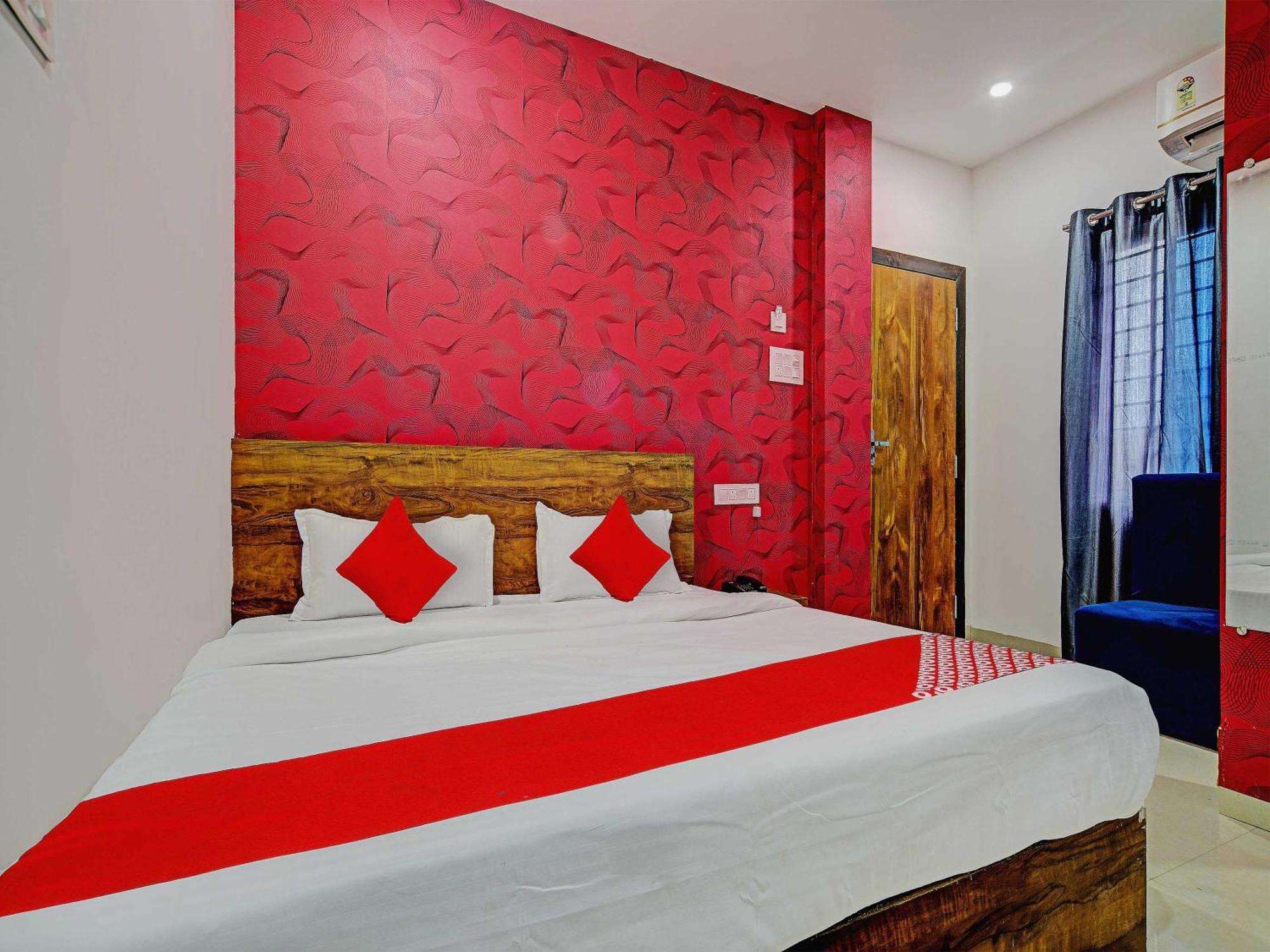 Oyo Flagship Hotel Blue Tick Indore Exterior foto